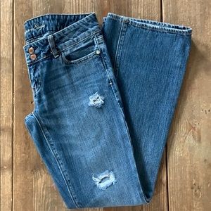 EUC American Eagle low rise jeans- size 4